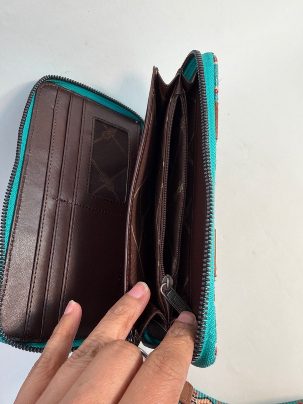 Wrangler Turquoise Embroidered Wallet with Brown Accents and Wristlet - Picture 6 of 6